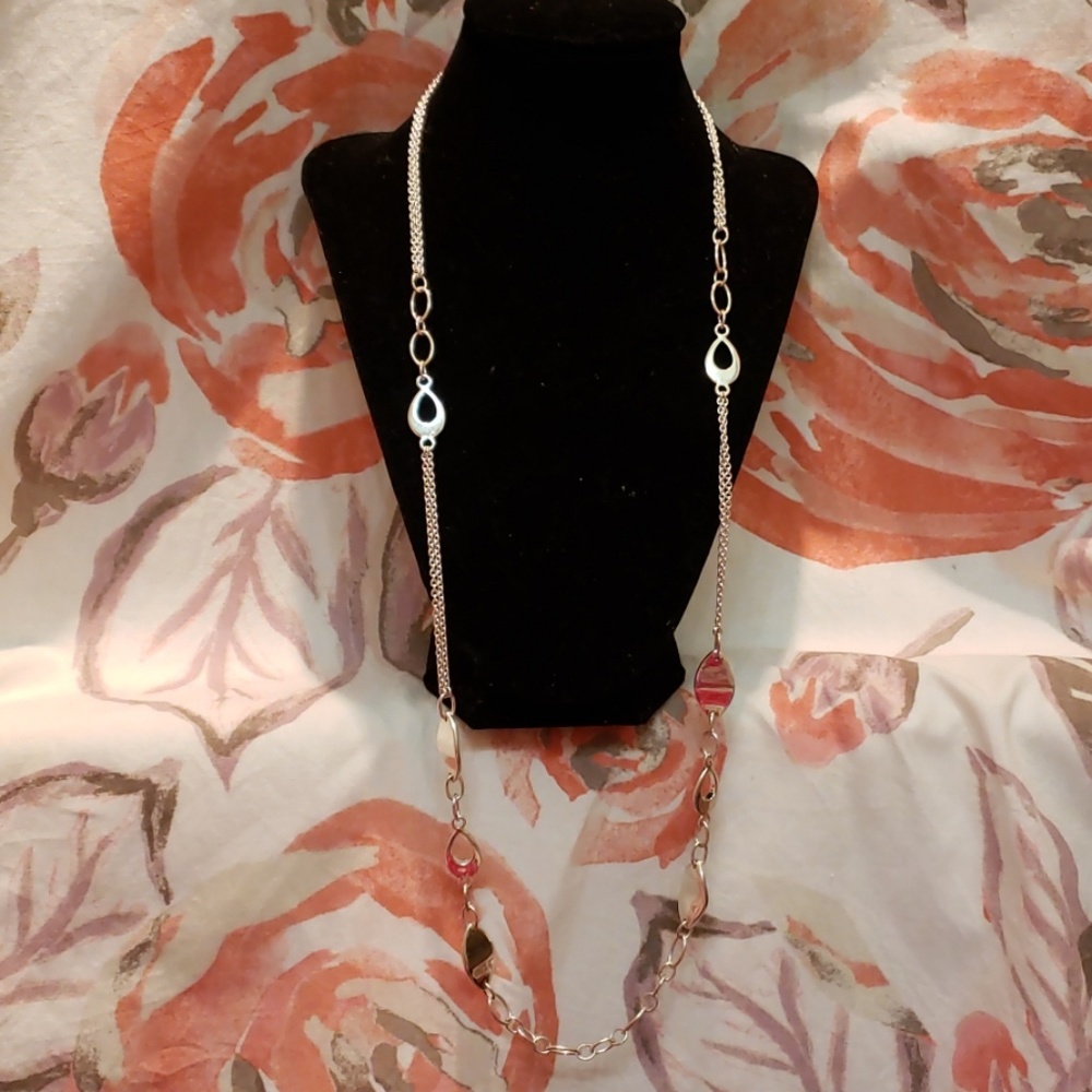 Pretty Silver Chain Necklace